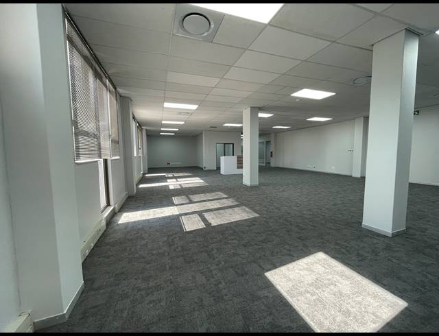 330M² OFFICE TO LET IN RIVONIA